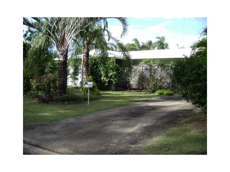 40 Bamboo Street, Holloways Beach QLD 4878