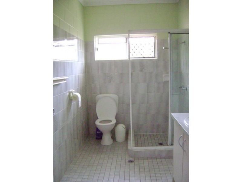 40 Bamboo Street, Holloways Beach QLD 4878