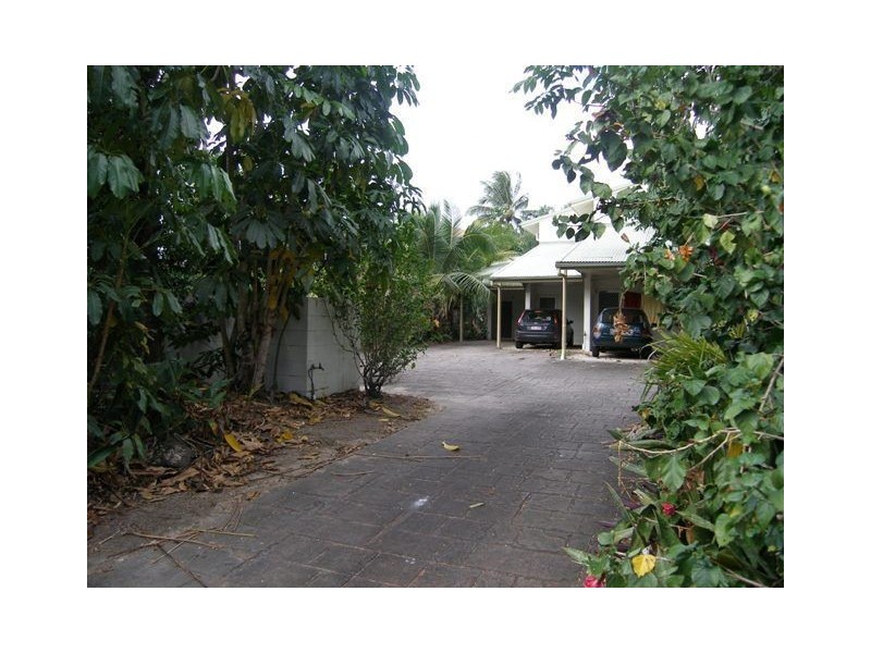 3/108 Wistaria Street, Holloways Beach QLD 4878