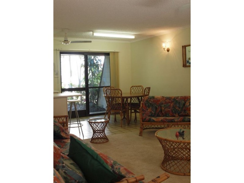 5/16 Deauville Close, Yorkeys Knob QLD 4878