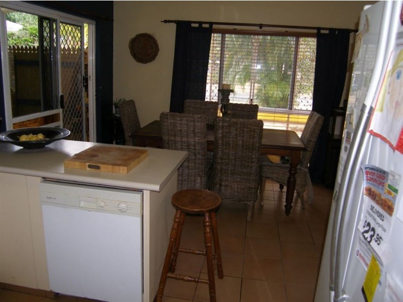 36 Magnolia Street, Holloways Beach QLD 4878