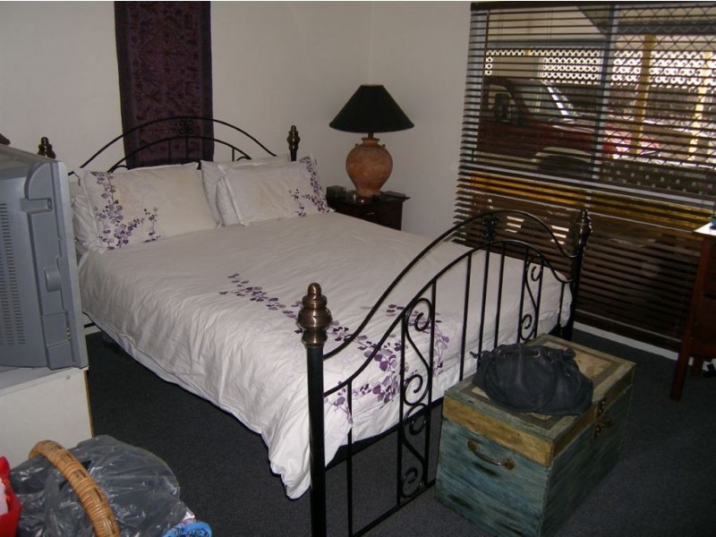 36 Magnolia Street, Holloways Beach QLD 4878