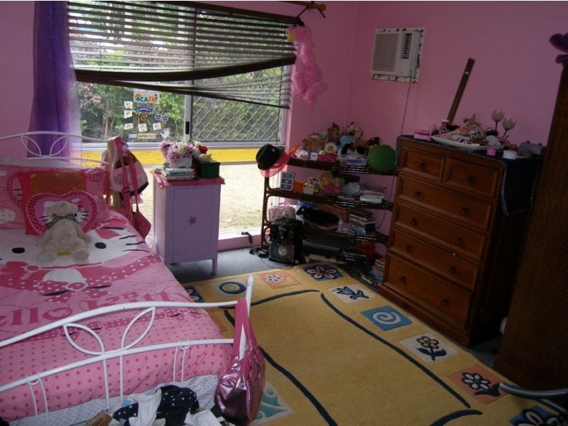 36 Magnolia Street, Holloways Beach QLD 4878