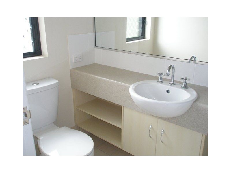 11/2 Fairweather Road, Redlynch QLD 4870