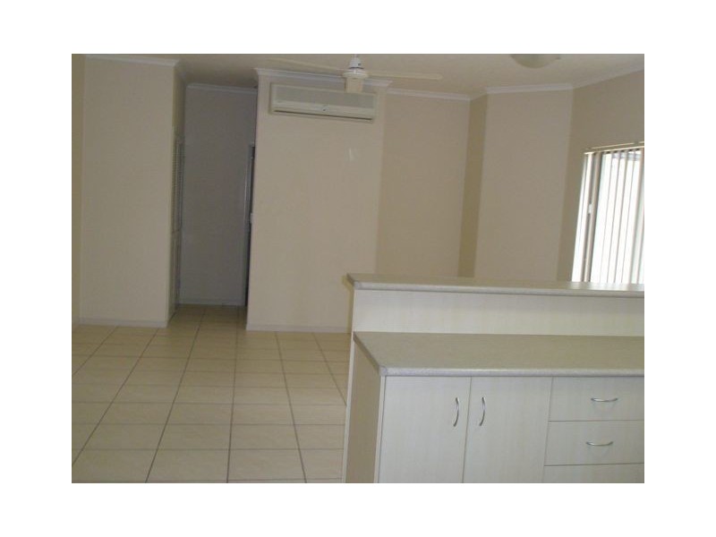 11/2 Fairweather Road, Redlynch QLD 4870