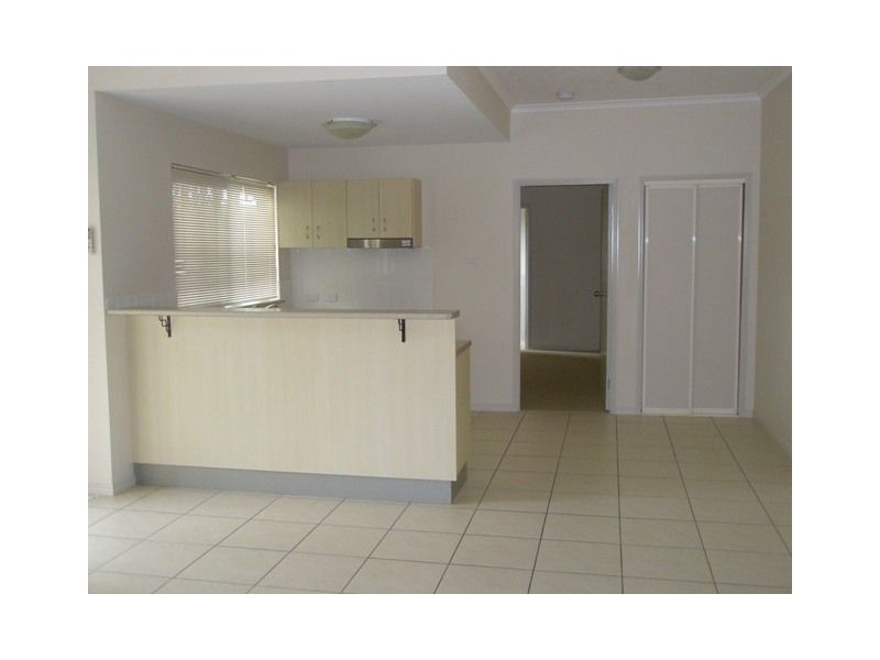 11/2 Fairweather Road, Redlynch QLD 4870