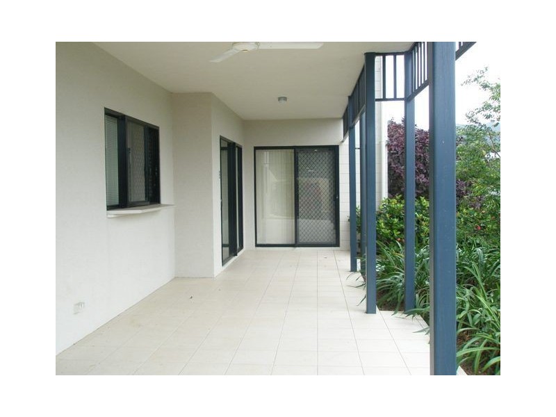 11/2 Fairweather Road, Redlynch QLD 4870