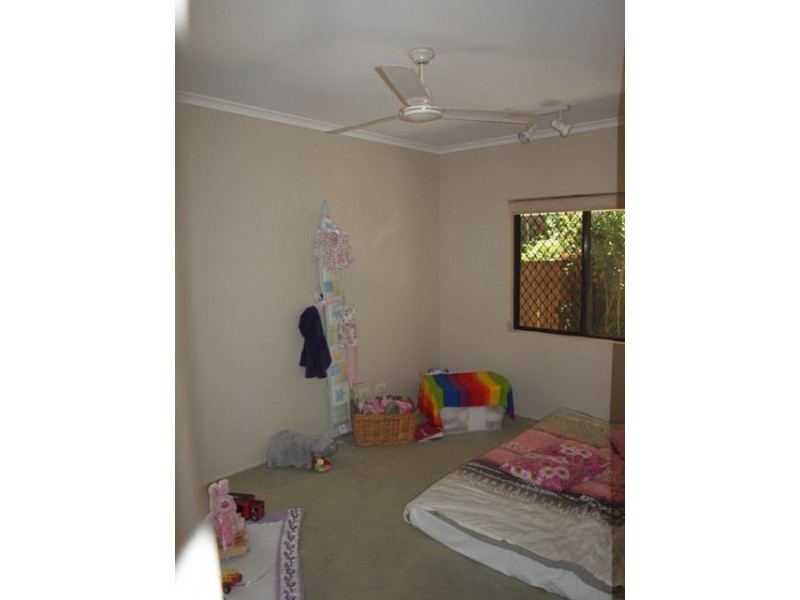 86 Baronia Crescent, Holloways Beach QLD 4878