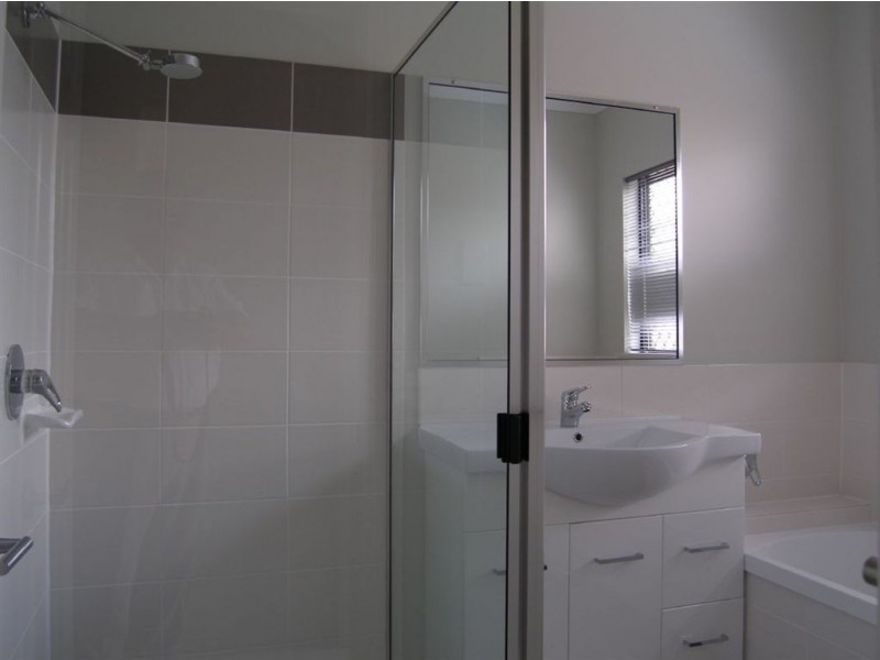 12 Moojeeba Way, Trinity Park QLD 4879