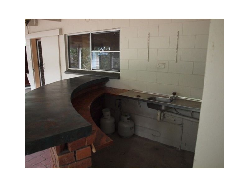 35 Yurongi Street, Caravonica QLD 4878