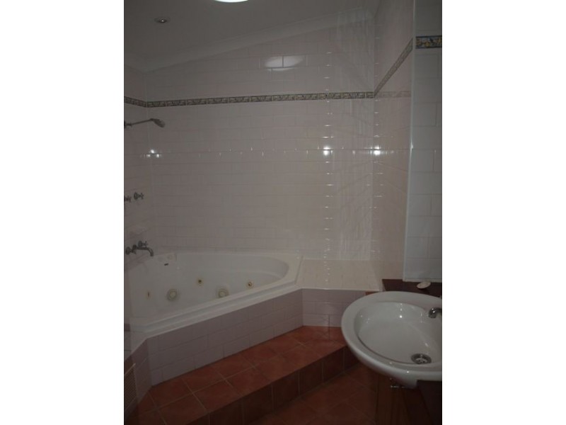 35 Yurongi Street, Caravonica QLD 4878