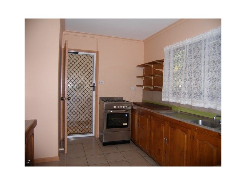 6 Granadilla Street, Holloways Beach QLD 4878