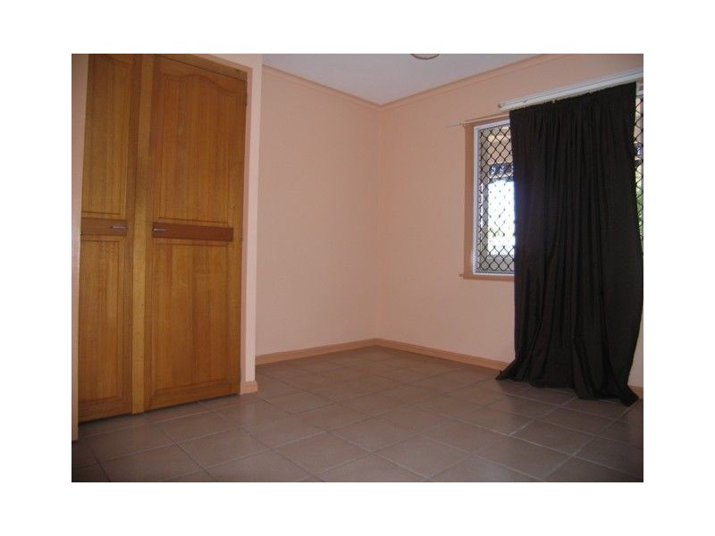 6 Granadilla Street, Holloways Beach QLD 4878