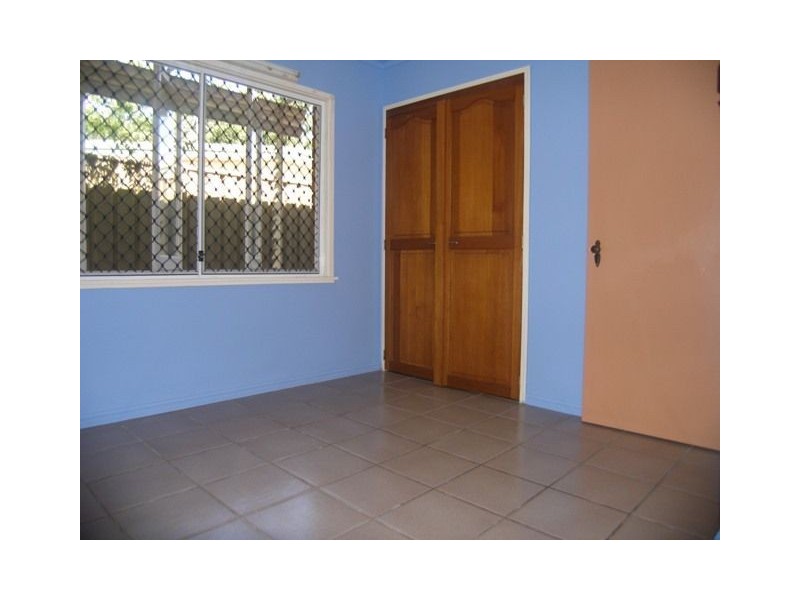 6 Granadilla Street, Holloways Beach QLD 4878