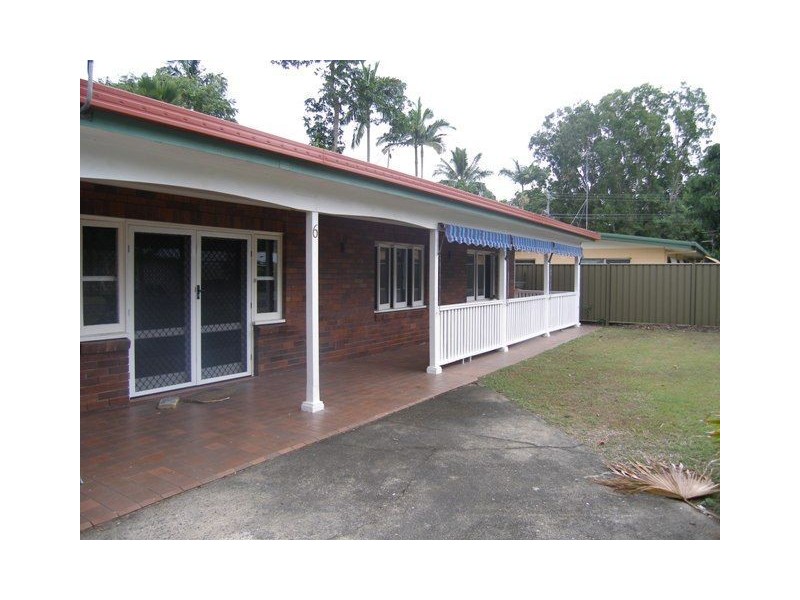 6 Granadilla, Holloways Beach QLD 4878