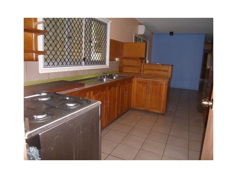 6 Granadilla, Holloways Beach QLD 4878