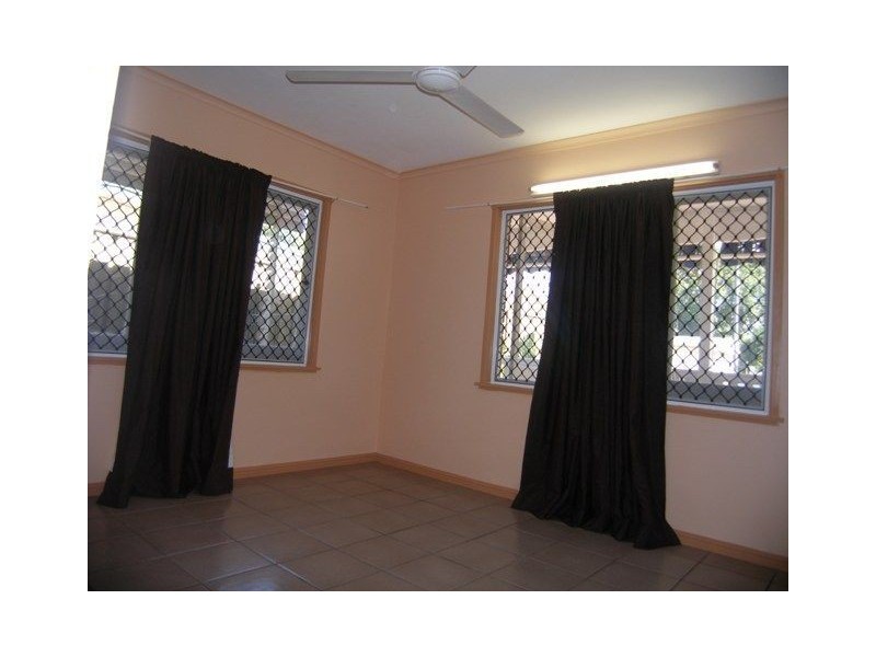 6 Granadilla, Holloways Beach QLD 4878