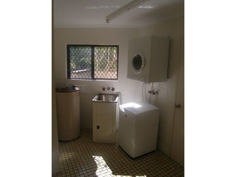 1/16 Deauville Close, Yorkeys Knob QLD 4878