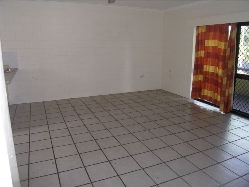 9/20 Palm, Holloways Beach QLD 4878