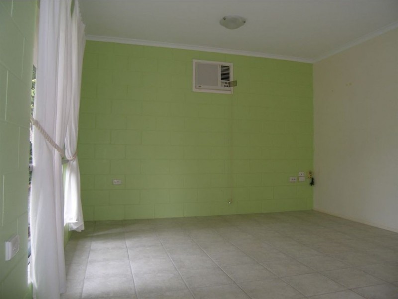 12 Caribbean, Holloways Beach QLD 4878