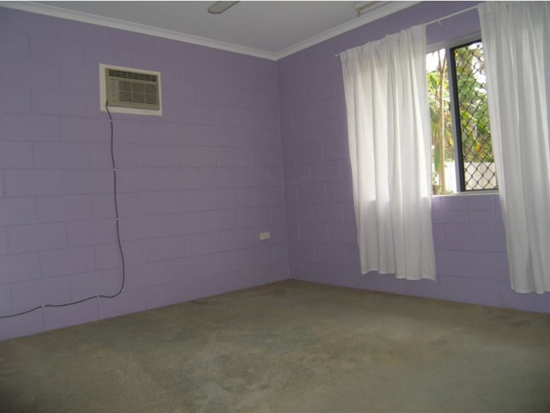 12 Caribbean, Holloways Beach QLD 4878