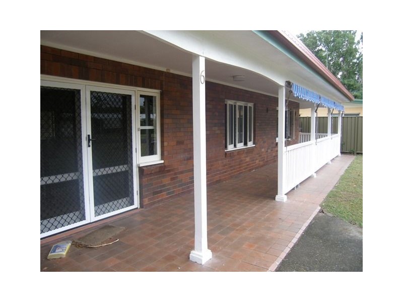 6 Granadilla Street, Holloways Beach QLD 4878