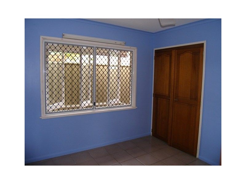 6 Granadilla Street, Holloways Beach QLD 4878