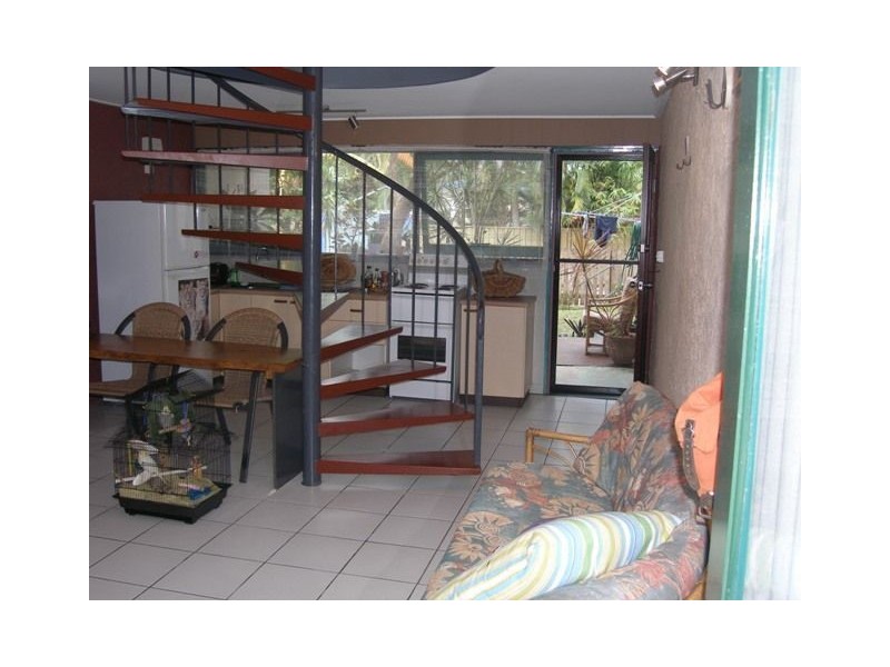 2/34 Mimosa, Holloways Beach QLD 4878