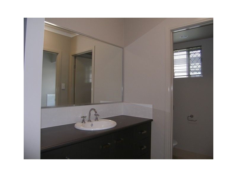 27 McBride Street, Redlynch QLD 4870