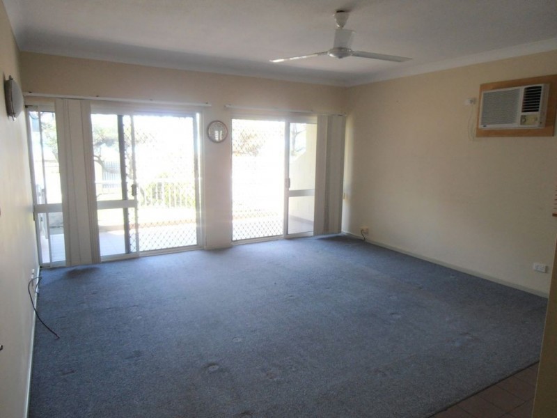 1/53 Sims Esplanade, Yorkeys Knob QLD 4878