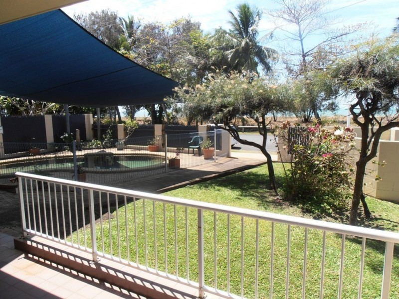 1/53 Sims Esplanade, Yorkeys Knob QLD 4878