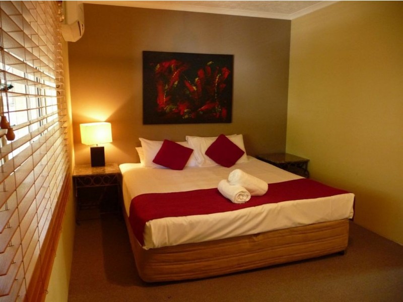 17/129 Oleander Street, Holloways Beach QLD 4878