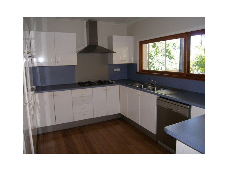 12 Guava, Holloways Beach QLD 4878