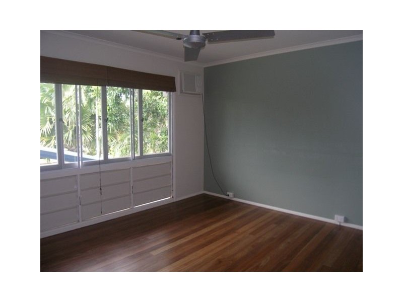 12 Guava, Holloways Beach QLD 4878