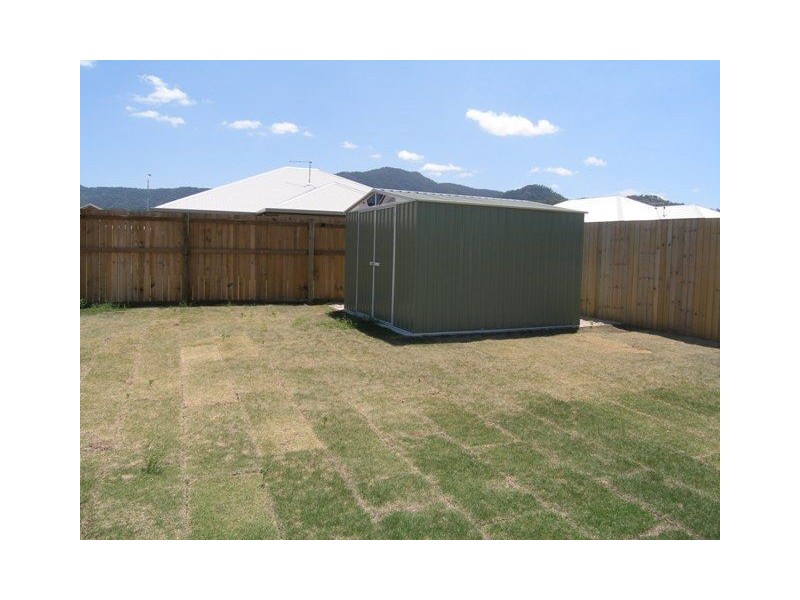 35 Norwood Crescent, Trinity Park QLD 4879
