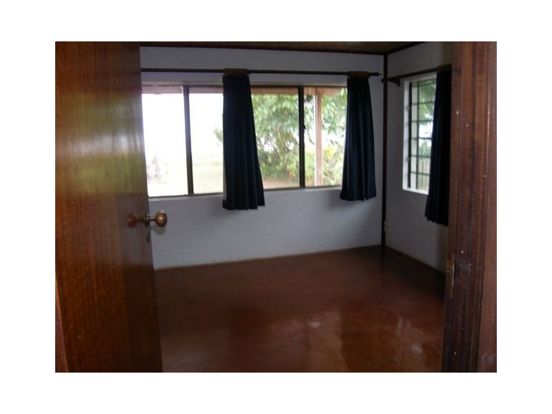46 Cinderella Street, Machans Beach QLD 4878