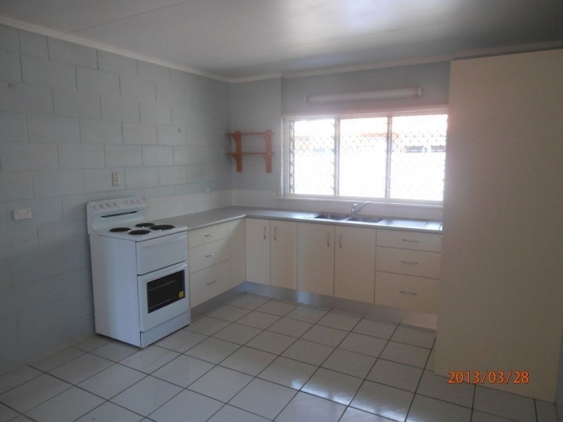 1/1 Canna Street, Holloways Beach QLD 4878