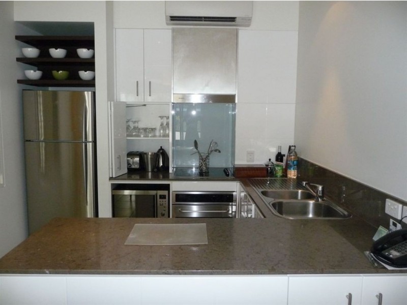 31/123 Williams esplanade, Palm Cove QLD 4879