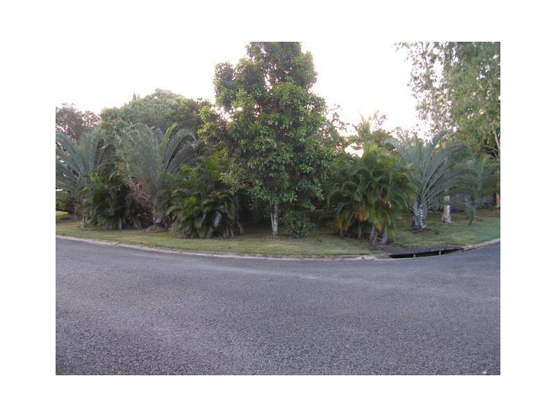 24 Kavieng Street, Trinity Beach QLD 4879