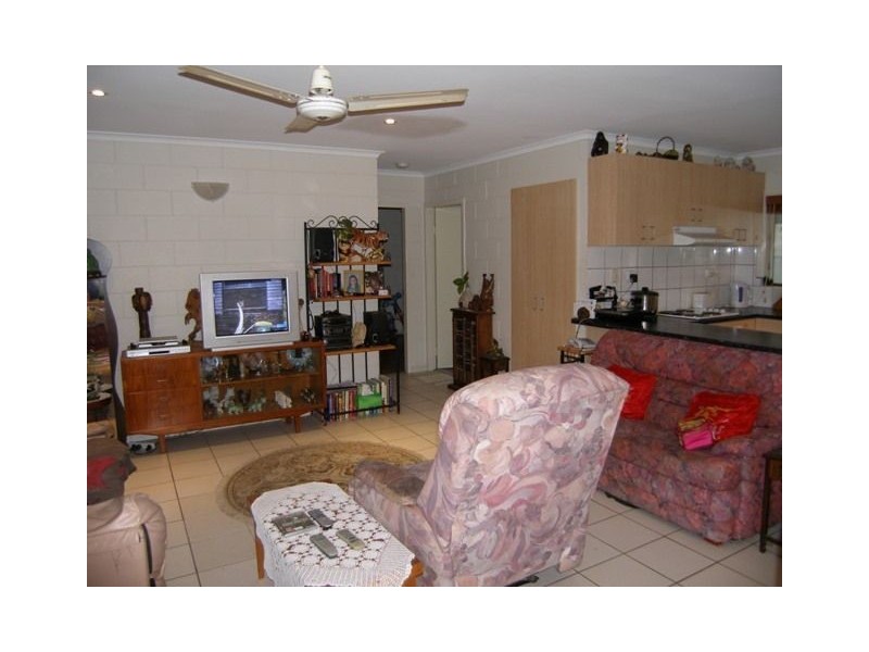 24 Kavieng Street, Trinity Beach QLD 4879