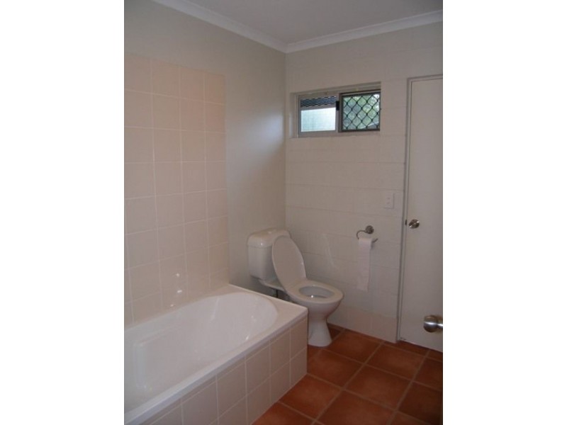 24 Kavieng Street, Trinity Beach QLD 4879