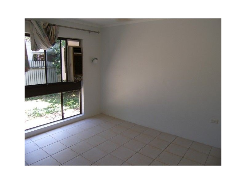 18 Tamarind, Holloways Beach QLD 4878