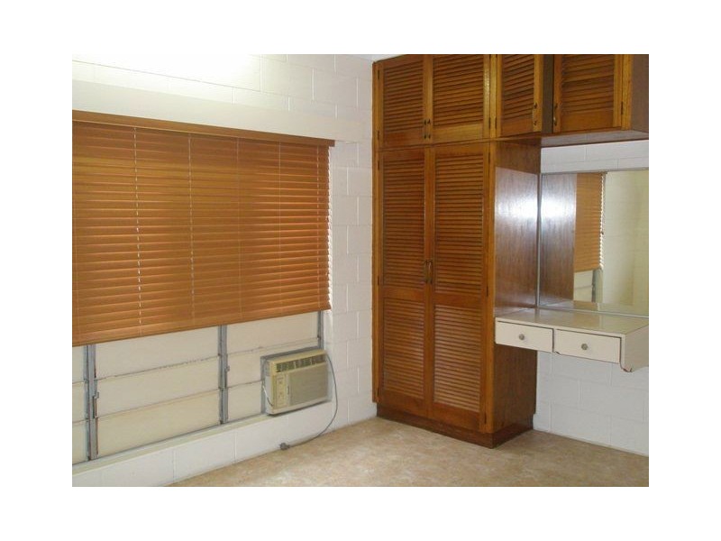 2/49 Sims Esplanade, Yorkeys Knob QLD 4878