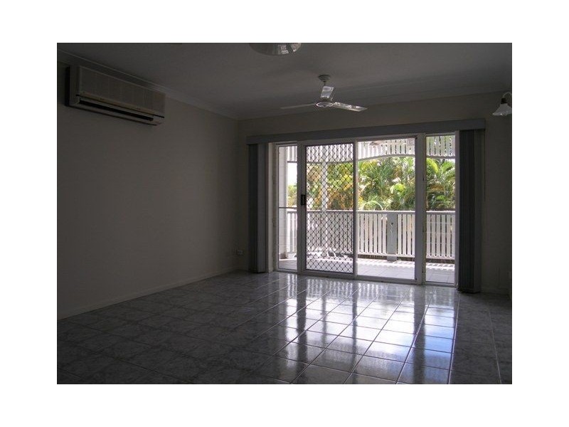 5/35-37 Martyn, Cairns QLD 4870