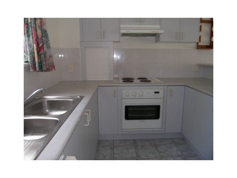 5/35-37 Martyn, Cairns QLD 4870