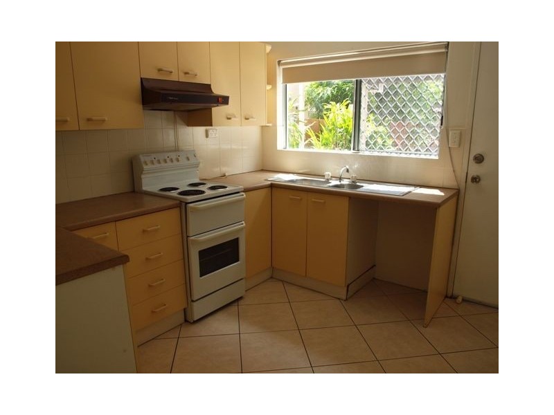 1/28 Fairweather Street, Yorkeys Knob QLD 4878