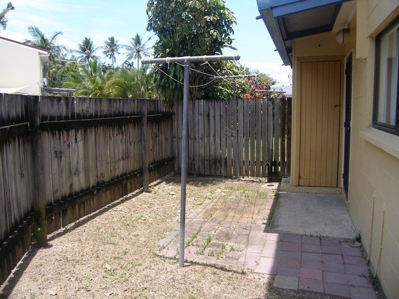 18/20 Palm Street, Holloways Beach QLD 4878