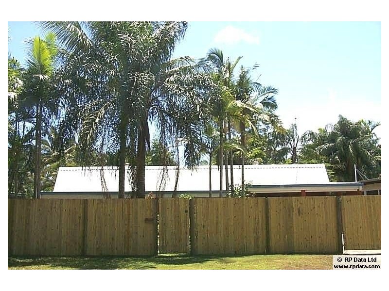 38 Bamboo, Holloways Beach QLD 4878