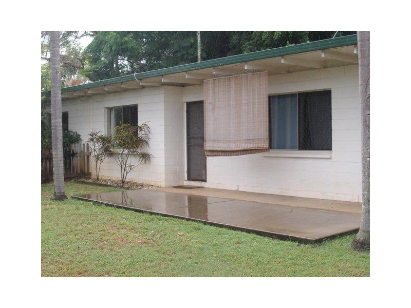 1/118 Wistaria Street, Holloways Beach QLD 4878