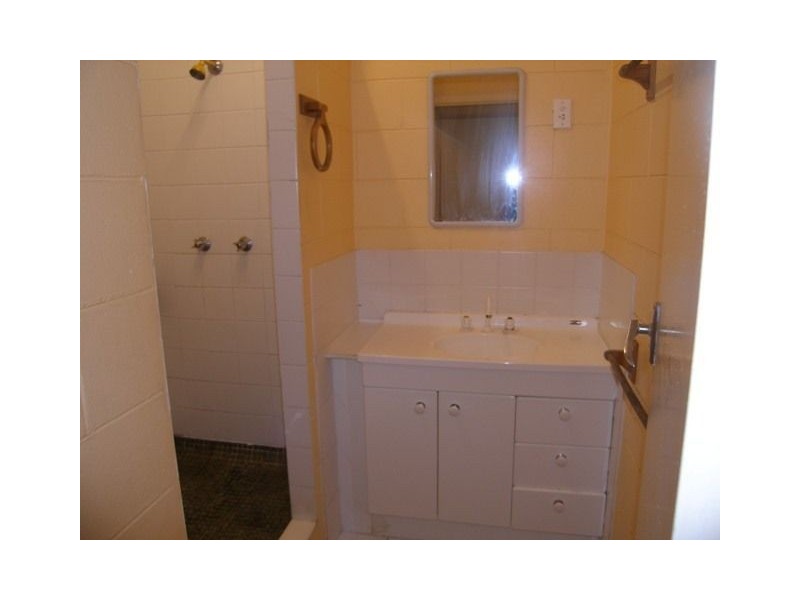 1/118 Wistaria Street, Holloways Beach QLD 4878